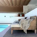 Hébergement de vacances Casa Colibri Con Piscina Privada *